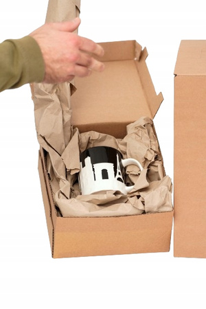 Wypełniacz papierowy do pakowania paczek w kartonie z otworem 35 cm